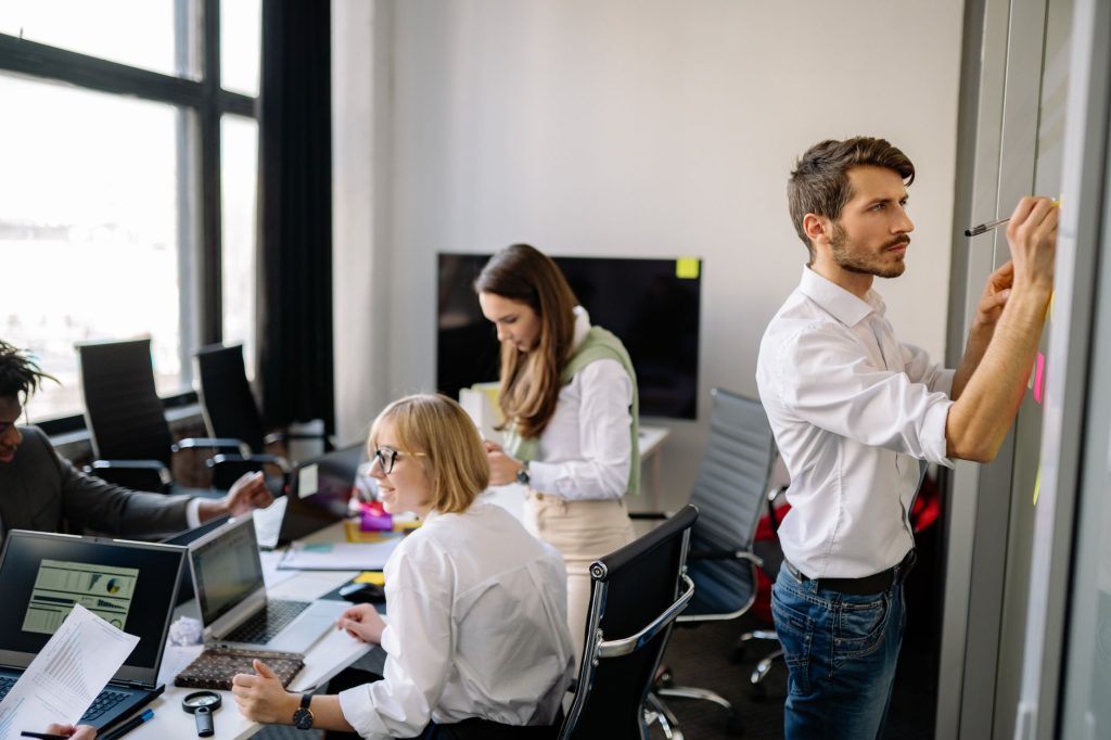 Como escolher uma plataforma de RH